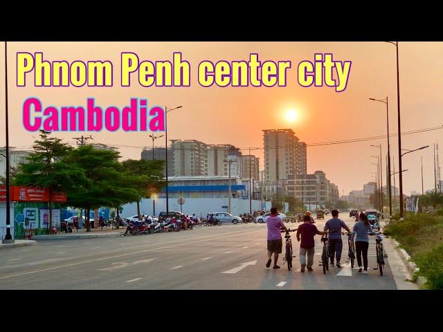 Walking tour- Phnom Penh center city of Cambodia [4K]