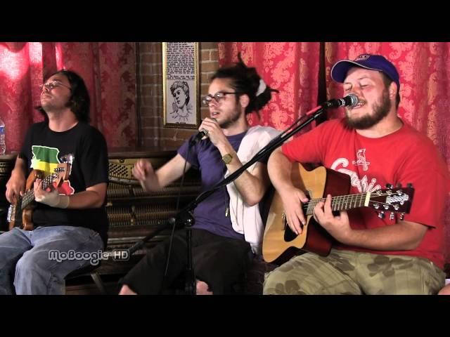 Skillinjah feat. Josh Heinrichs - "Emergency Spliff" - Stripped Down MoBoogie Loft Session