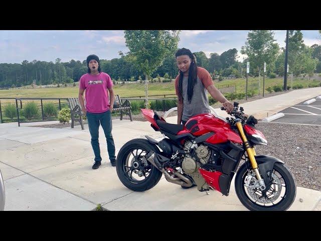  Guy Let’s me TEST RIDE his $25,000 Motorcycle DUCATI V4S STREETFIGHTER