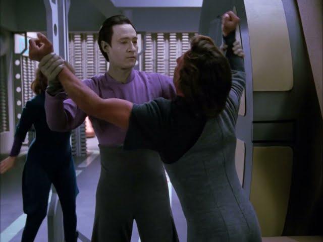 Star Trek  : TNG   -Tyrant Captor Provokes Data's Ethics