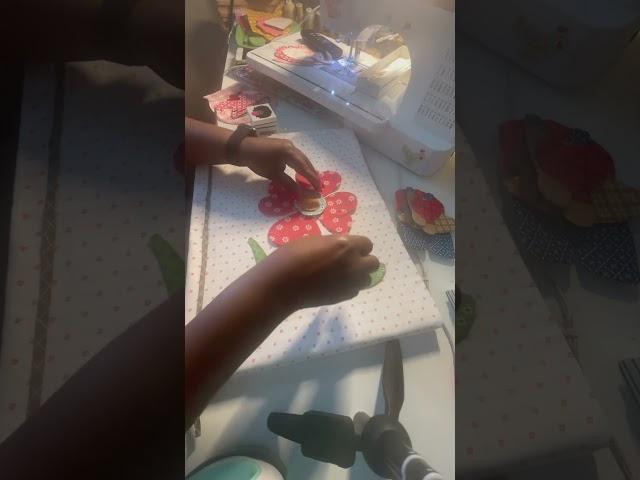 Quilting appliqué #loriholt #quiltalong