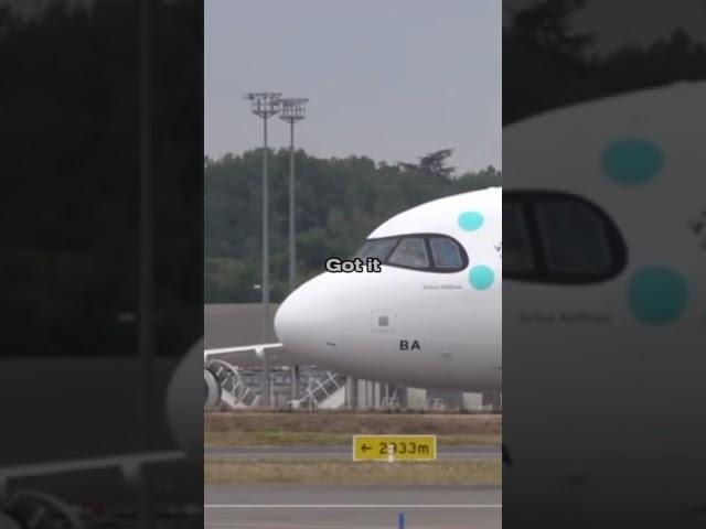 WHAT IS WRONG WITH YOUUU(Credits: @walkbyfeet , @EurofilmsAviation ) #planes #cool #aviation