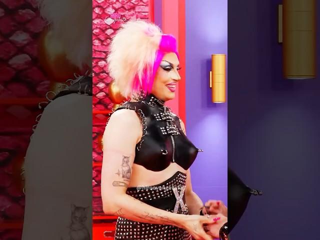 "She called her a B**CH." #dragrace