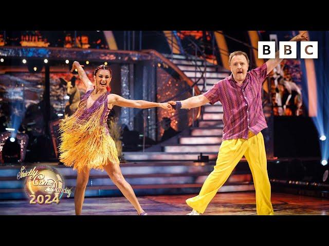 Chris McCausland and Dianne Buswell Salsa to Down Under by Men At Work  BBC Strictly 2024