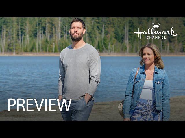 Preview - Wedding Season - Hallmark Channel