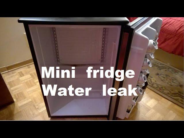 Mini fridge leaks water on the floor - Fix