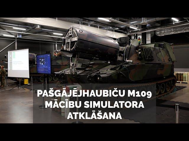 Militārajā bāzē “Ādaži” atklāj pašgājējhaubiču M109 mācību simulatoru