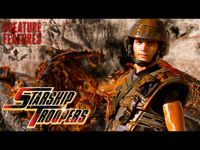 Fighting a horde of alien spiders | Starship Troopers | Creature Features