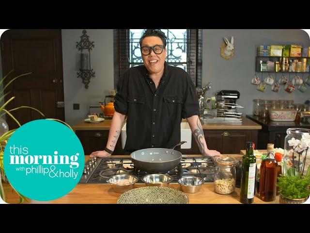 Gok Wan Shows You How To Make Singapore Noodles | This Morning