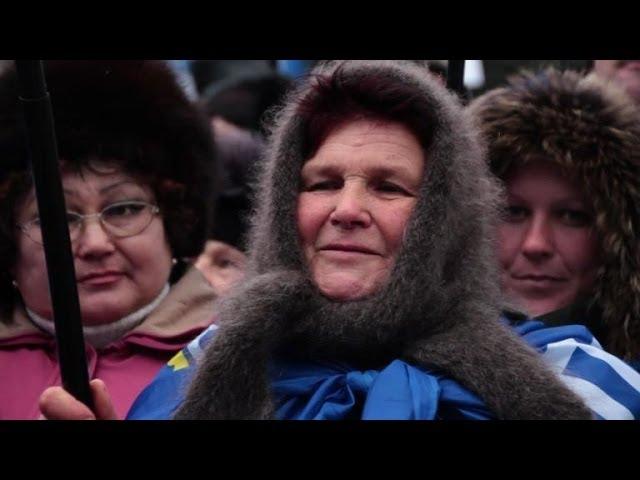 Ukrainians rally to show support for President Yanukovych