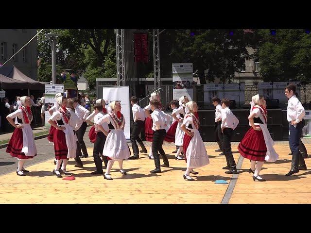 Folk ponad granicami
