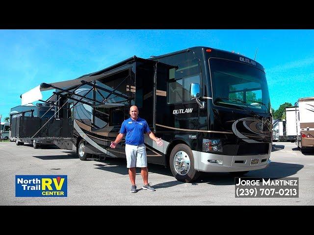 EXCELLENT Layout! 2018 Thor Outlaw 37GP Class A Toy Hauler Motorhome