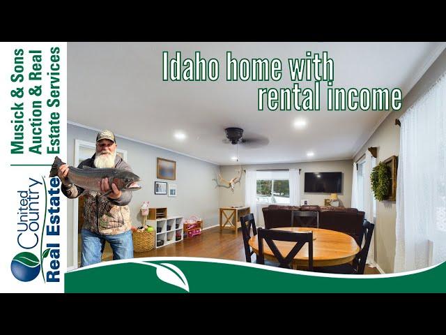 Family Compound or Rental Income? 2 Idaho homes for sale on 4 Acres Orofino, Idaho 11055-10381