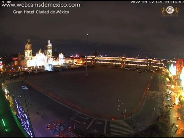 #Zócalo #CDMX | MOMENTO EXACTO en el que suena la ALERTA SÍSMICA, 22 septiembre de 2022