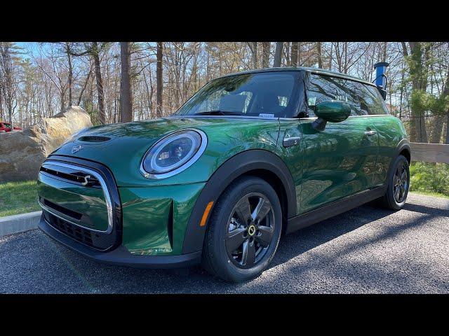 FIRST LOOK: 2022 MINI Cooper SE