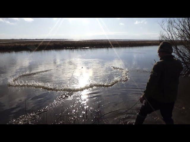 Рыбалка на паук подъёмник. Нашли клевое место.