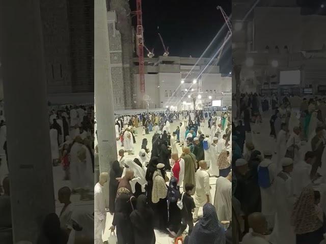 Beautiful Moment in Masjid Al haram #shorts #viral #shortvideo #islamic #allah #islam #beautiful