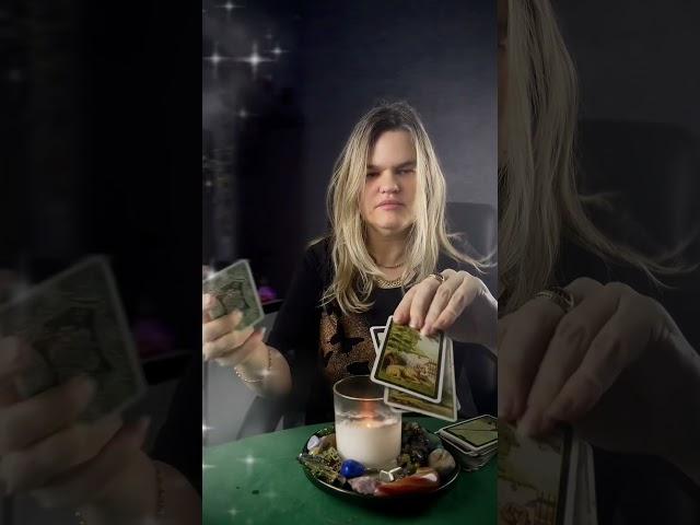 Запись на расклад по ссылке в описании профиля #таро #гадание #картытаро #восковыеотливки #заговоры