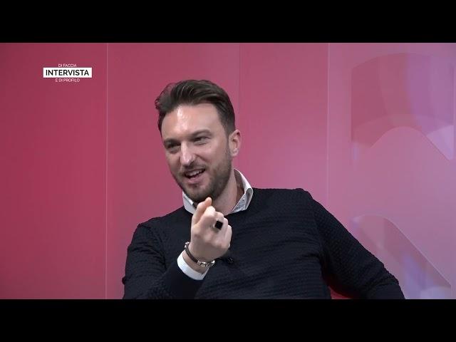 Intervista di faccia e di profilo con Giuseppe Di Mauro