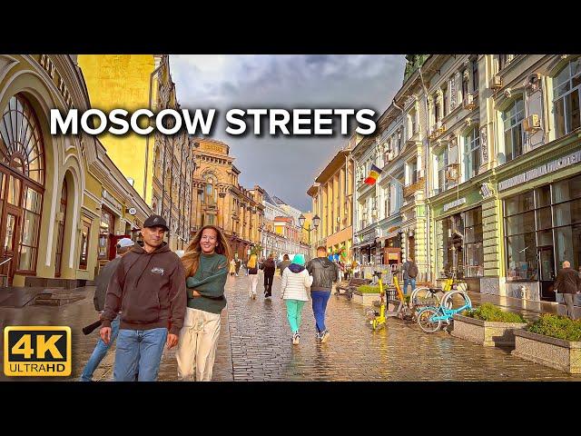 [4K]  Moscow Streets ️  First Days Of Fall, Cold and Rain. Warm Atmosphere of Pedestrian Streets