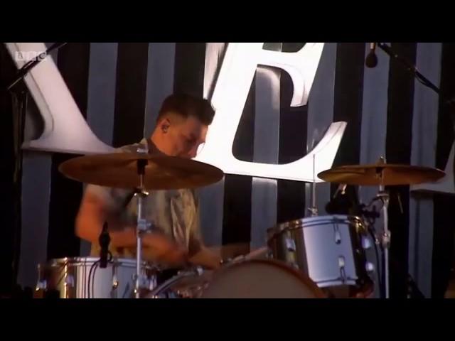 ARCTIC MONKEYS - I BET YOU LOOK GOOD ON THE DANCE FLOOR LIVE AT TRNSMT 2018 HD