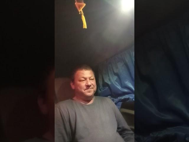 как пить воду за рулем?