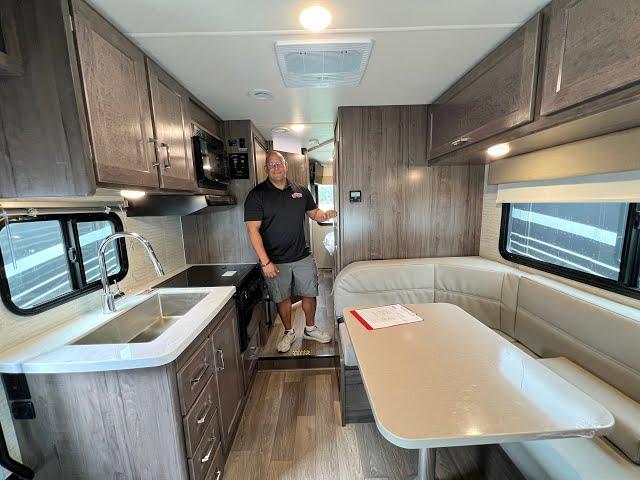 2025 Winnebago Spirit 22M (17N210179)