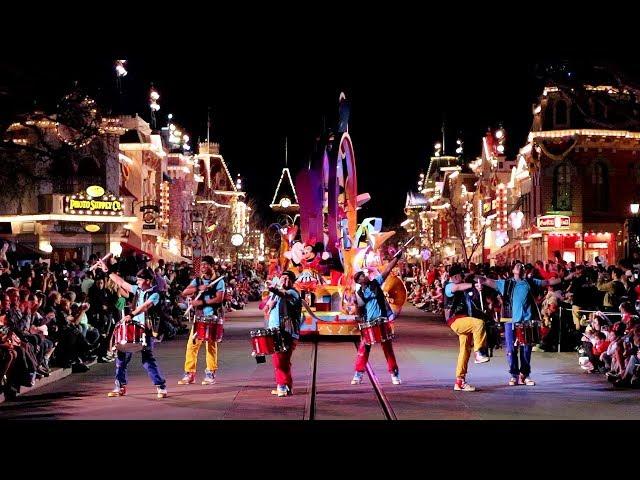 Mickey's Soundsational Parade at Disneyland