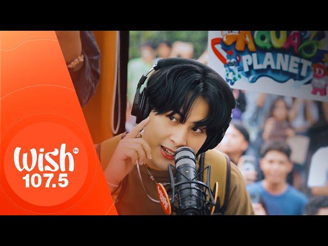 Maki performs "Dilaw" LIVE on Wish 107.5 Bus