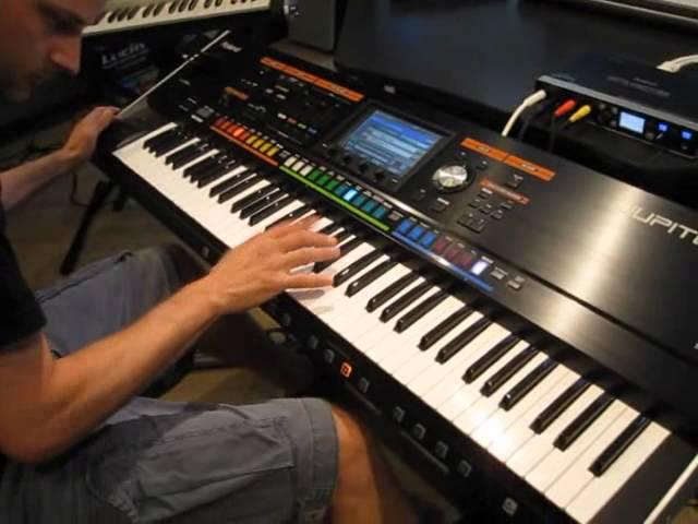 Roland Jupiter-80 Synthesizer Performance