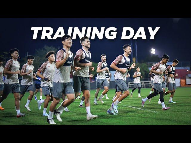 INSIDE TRAINING | First training session for Rhinos! Day 1 