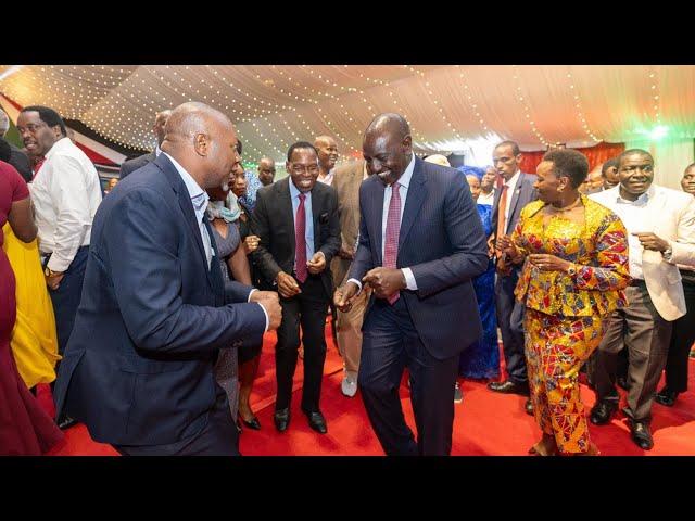 Amazing DANCES as President Ruto holds crossover Kesha in Kisii!!