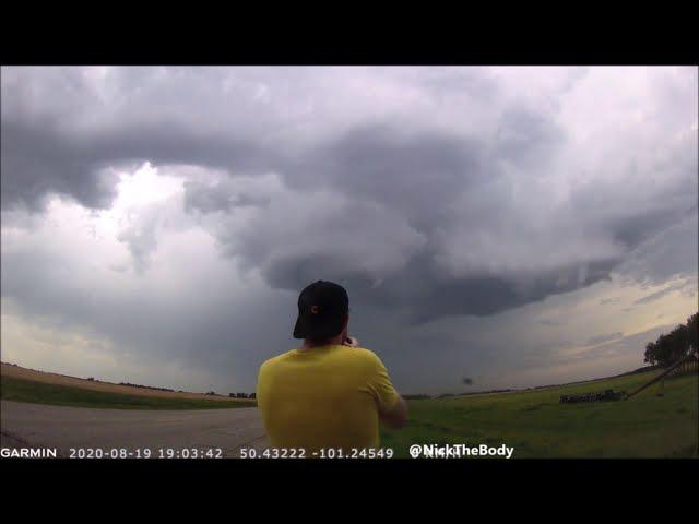 Amazing anti-cyclonic vs. cyclonic funnel battle.