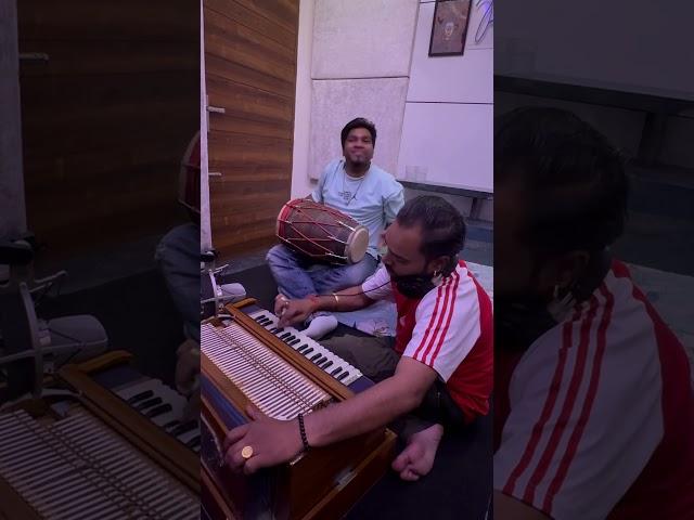 #music #rhythmstudio #beatmaking #dholak #tabla #harmonium