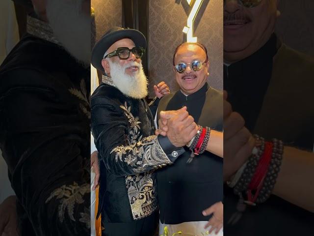 Mohammed ilyas Bukhari founder of Mohammad cap mart Yousuf bhai king of perfume se mulagat karte his