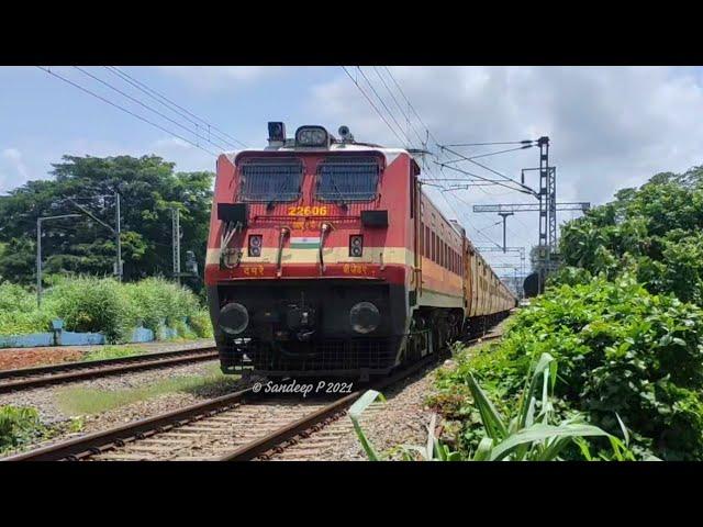 Secunderabad Thiruvananthapuram Sabari Special | BZA WAP 4 | Sandeep Railways |