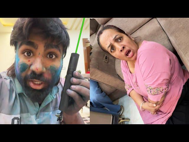 Laser shock prank on mummy