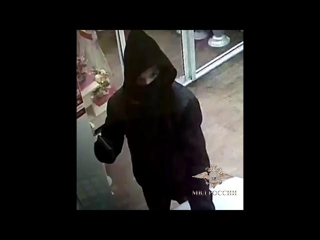 В г. Томск полицейские разоблачили и задержали разбойника, совершившего налеты в ковбойском платке