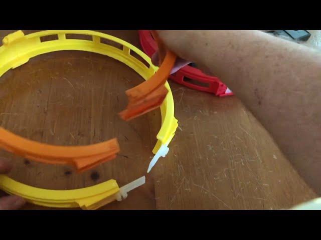 Hot Wheels Redline Sizzlers Brucia Pista STUNT LOOP PAK Review and Comparison