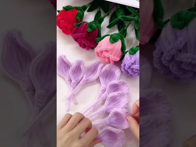 Handmade diy pipe cleaner rose #diyflowers #handmade #craft #diy #tutorial #flowers #gift #rose