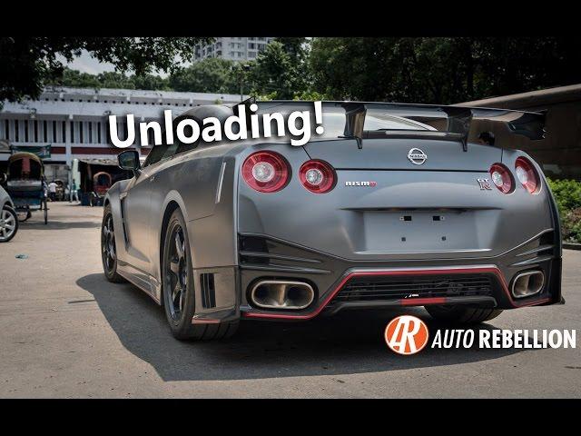 Unloading the Nismo R35 GTR in Dhaka!