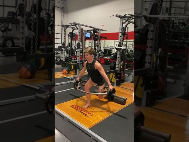 Build Muscle & Fix your Lunges & Split Squats with Reeves Trap Bar Lunge on Foam Roller