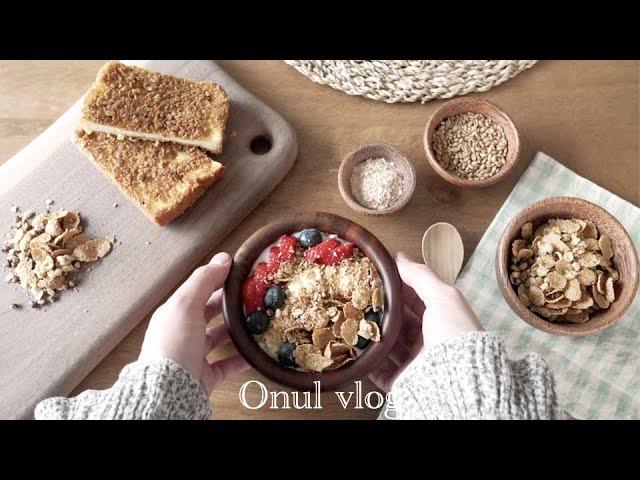 Simple and delicious breakfast recipes with granola  Daily life of Korean housewives in spring