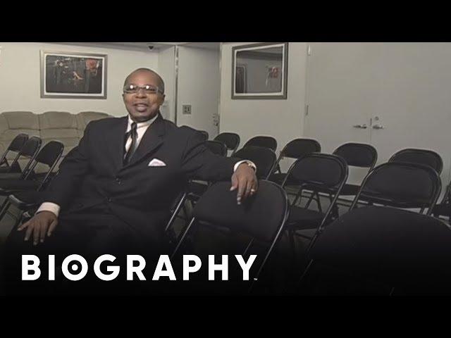 Apollo Theater Tour with Billy Mitchell - Green Room | Biography