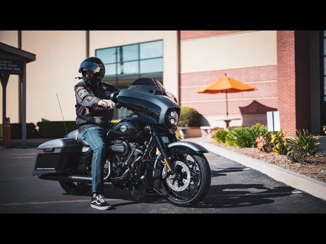 2021 Harley-Davidson Street Glide Special (FLHXS) & Standard (FLHX)│Overview & Test Ride