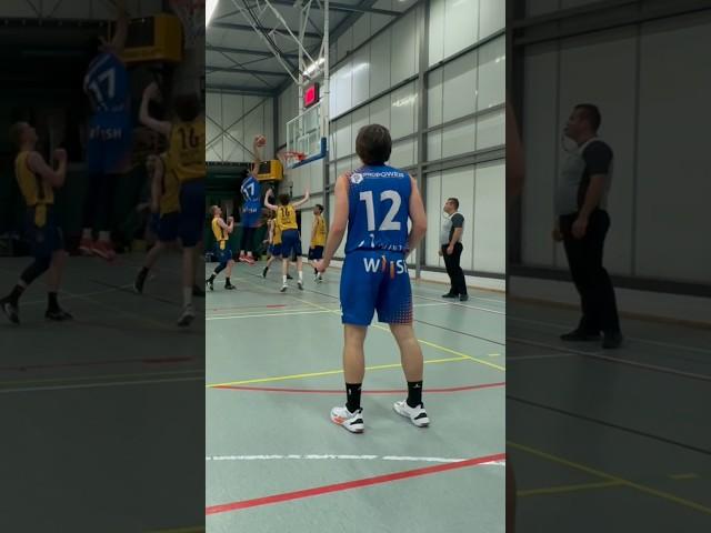 Nice pass, better finish  #basketball #vilvoorde #bavi #slam #slamdunk