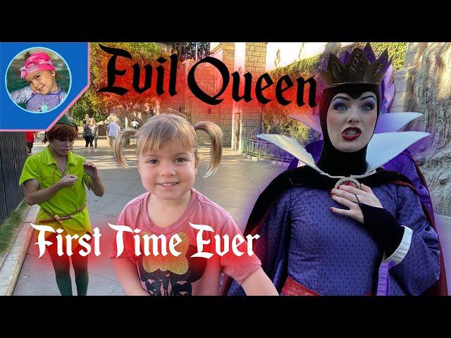 The EVIL QUEEN & ADELYNN Meet and Dance