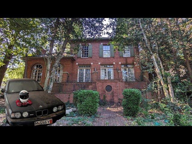 MILLIONAIRE'S ABANDONED Mansion With Luxury Cars & EVERYTHING Left Behind | $$ ART