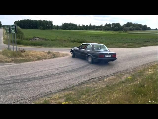 BMW e30 drift