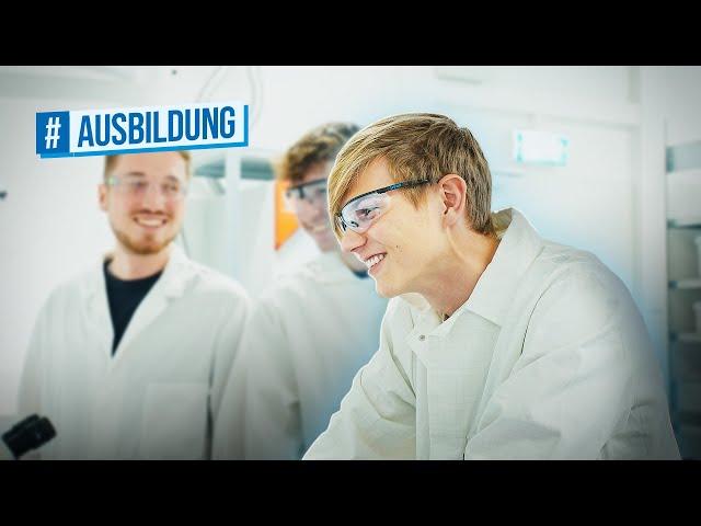 "Unglaubliches Arbeitsklima": Chemielaborant Kilian über seinen Azubi-Alltag bei OTTO